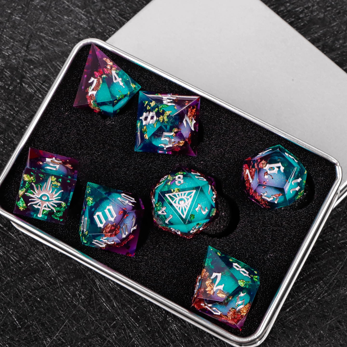 Demon Eye Flowing Sand Dice for COC, DND & Baldur’s Gate 3 Resin TRPG Dice
