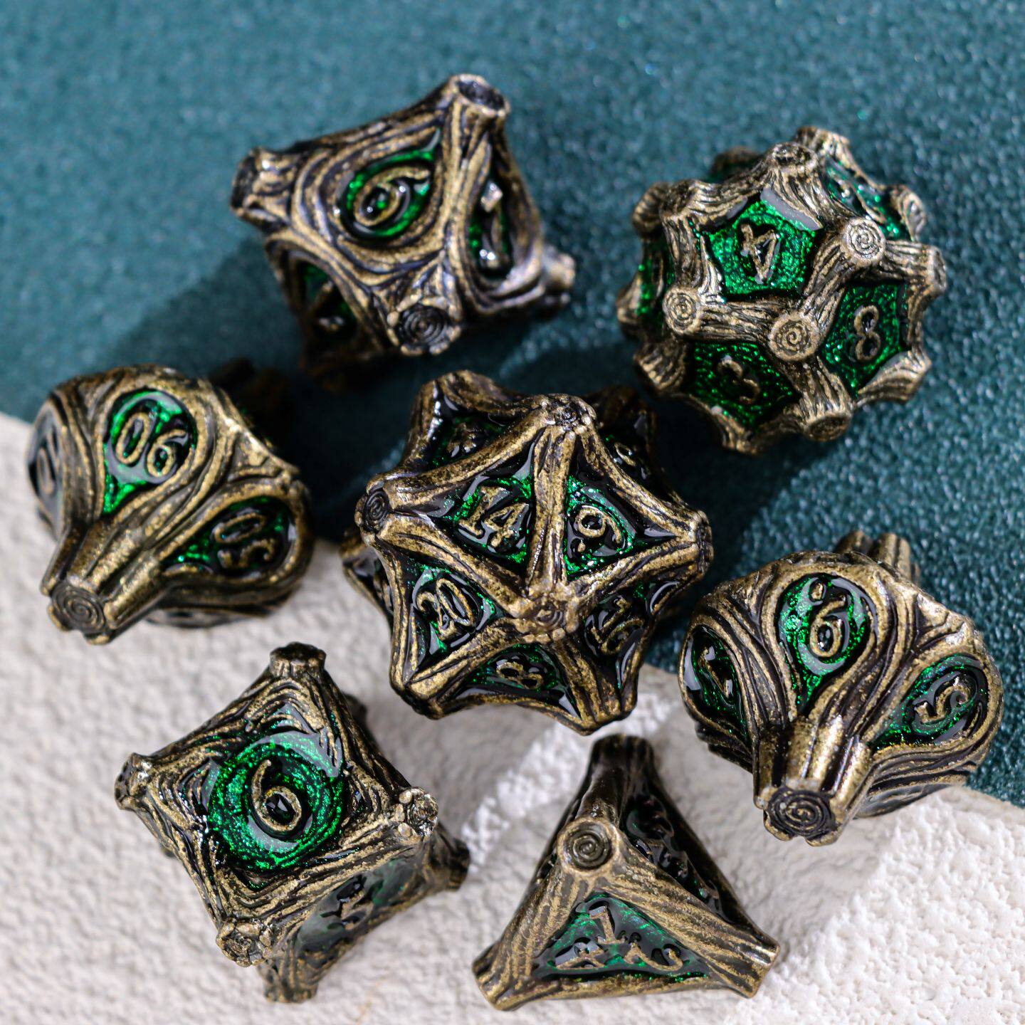 Solid Metal DND Dice – COC TRPG Polyhedral Dice with Deadwood Edge Design