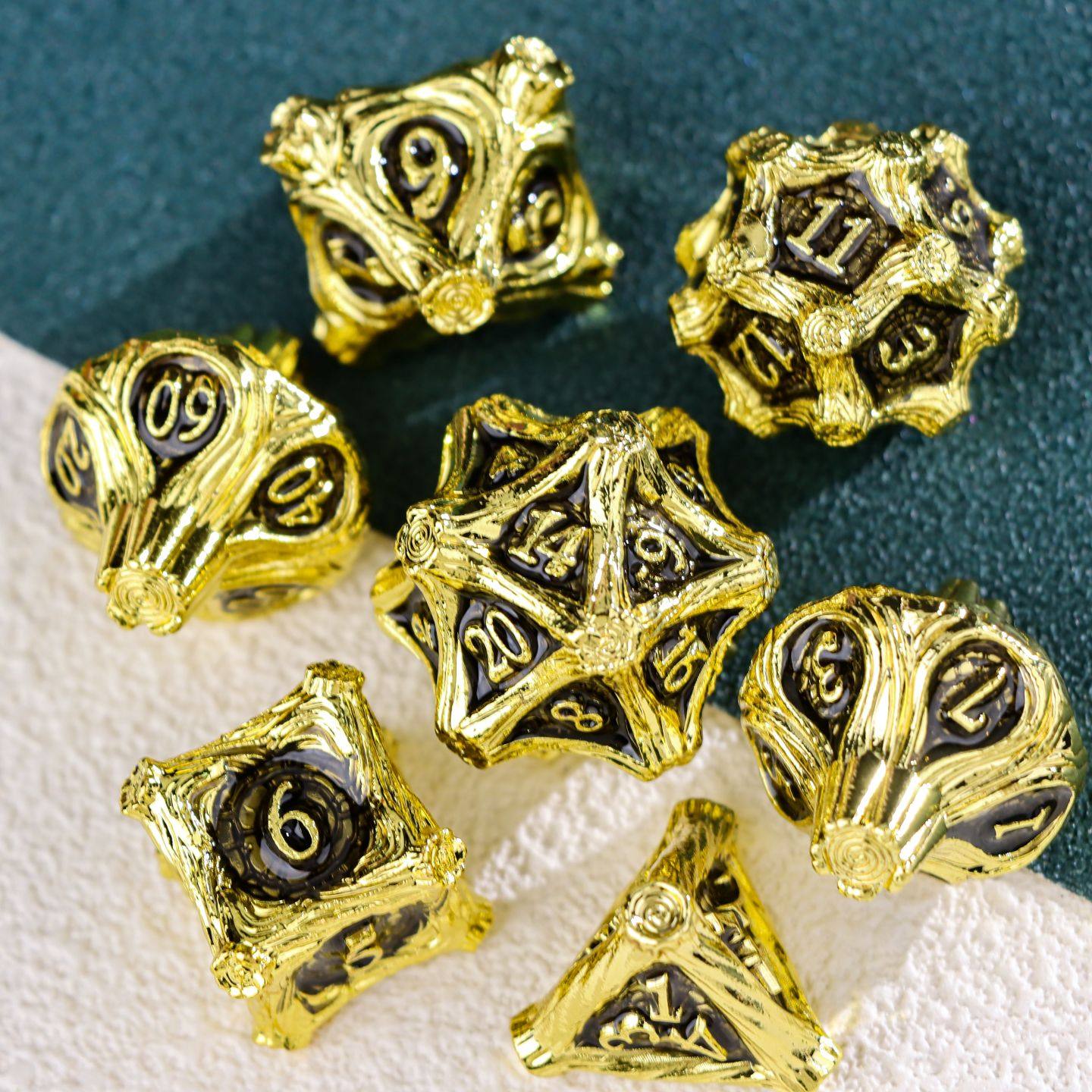 Solid Metal DND Dice – COC TRPG Polyhedral Dice with Deadwood Edge Design